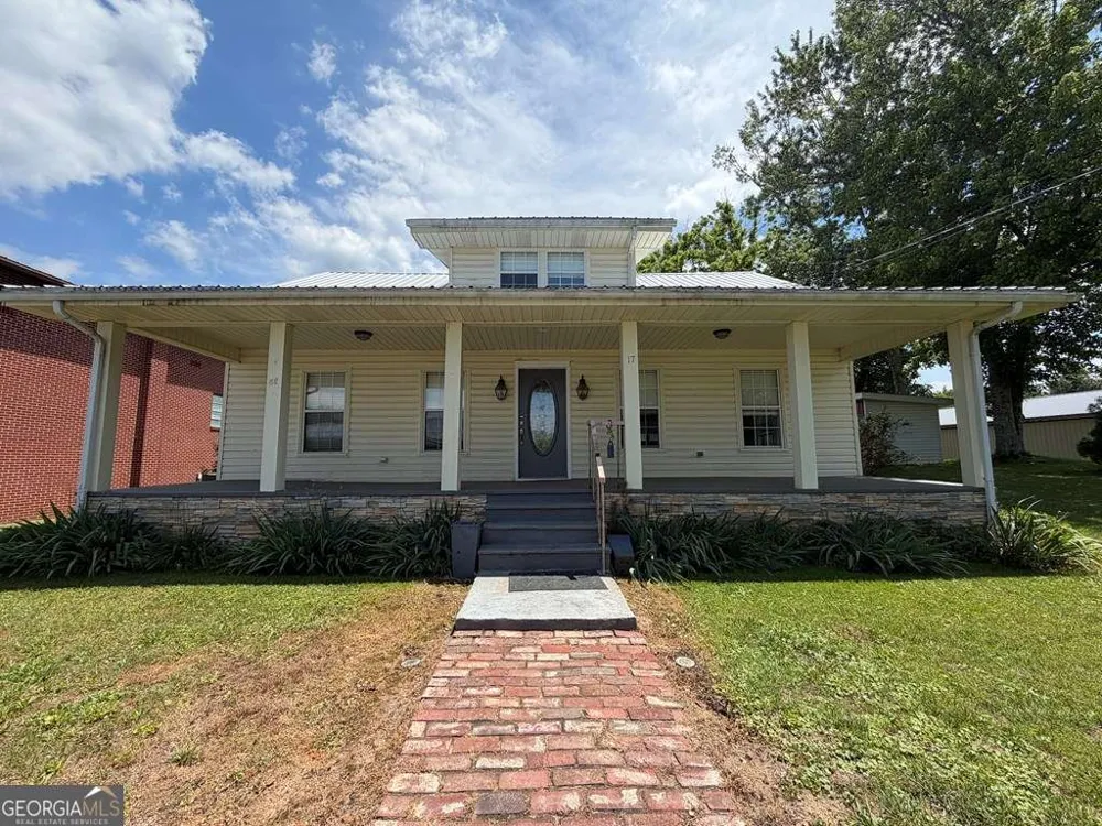 17 Town Square RD Morganton, GA 30560