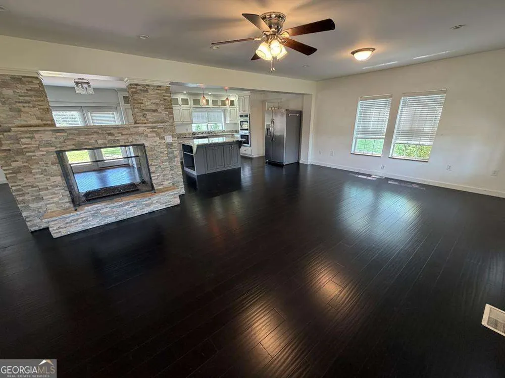17 Town Square RD Morganton, GA 30560