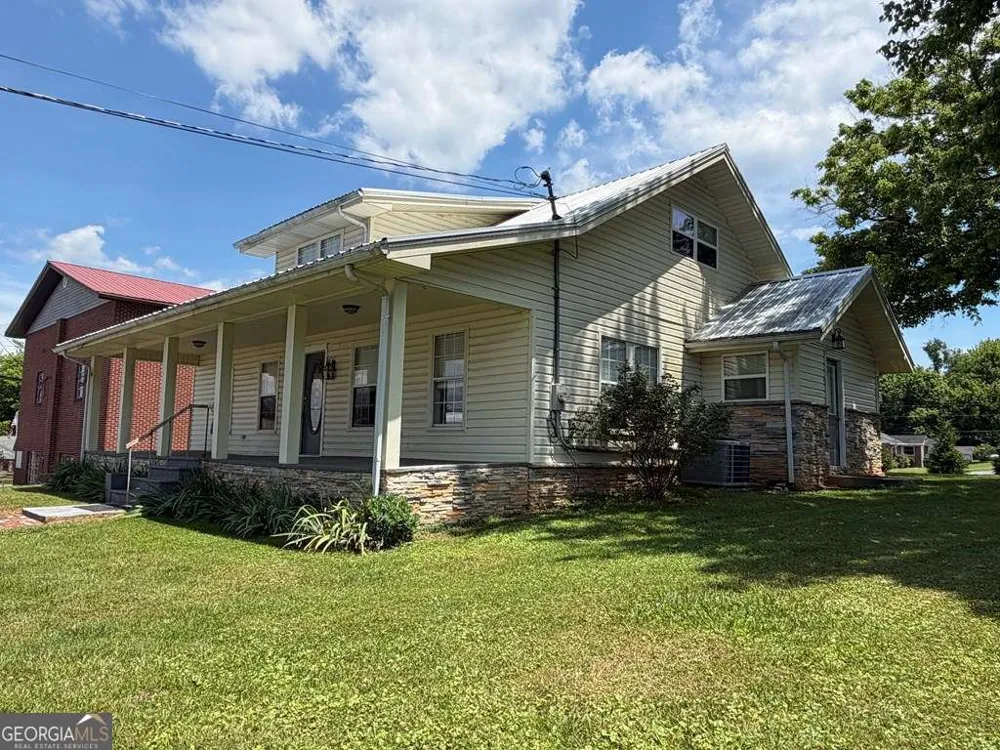 17 Town Square RD Morganton, GA 30560