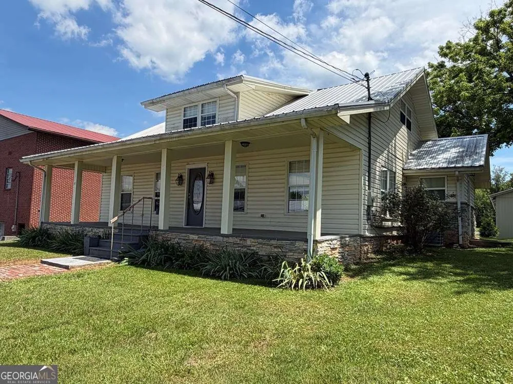 17 Town Square RD Morganton, GA 30560