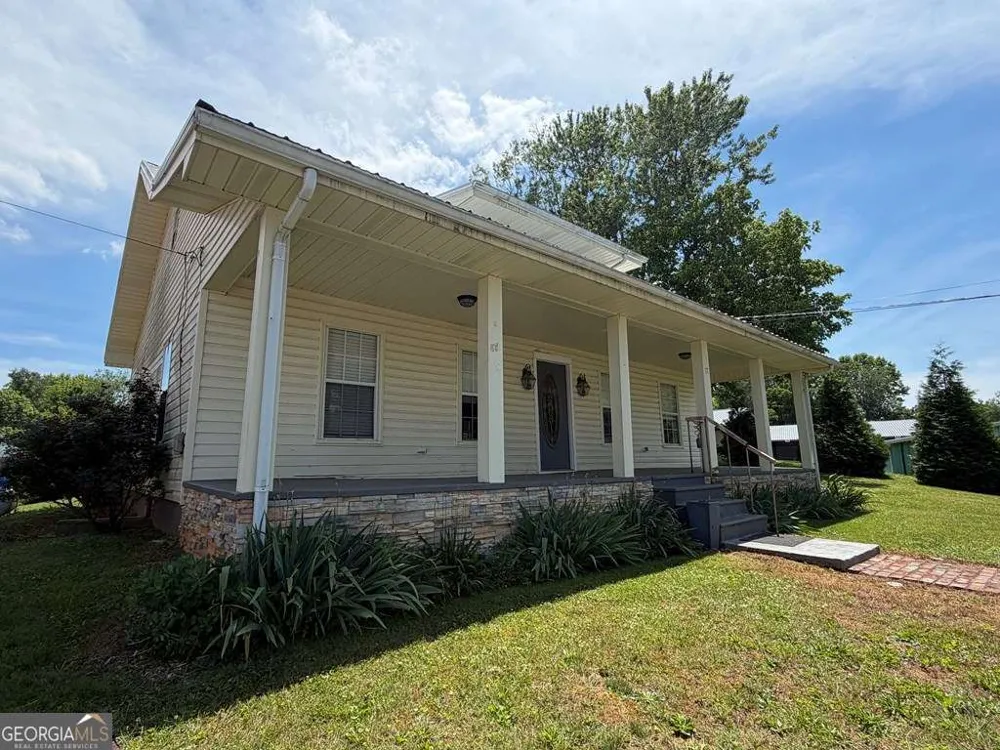 17 Town Square RD Morganton, GA 30560