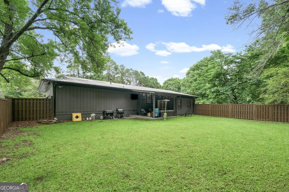 40 Round Lake RD Griffin, GA 30224