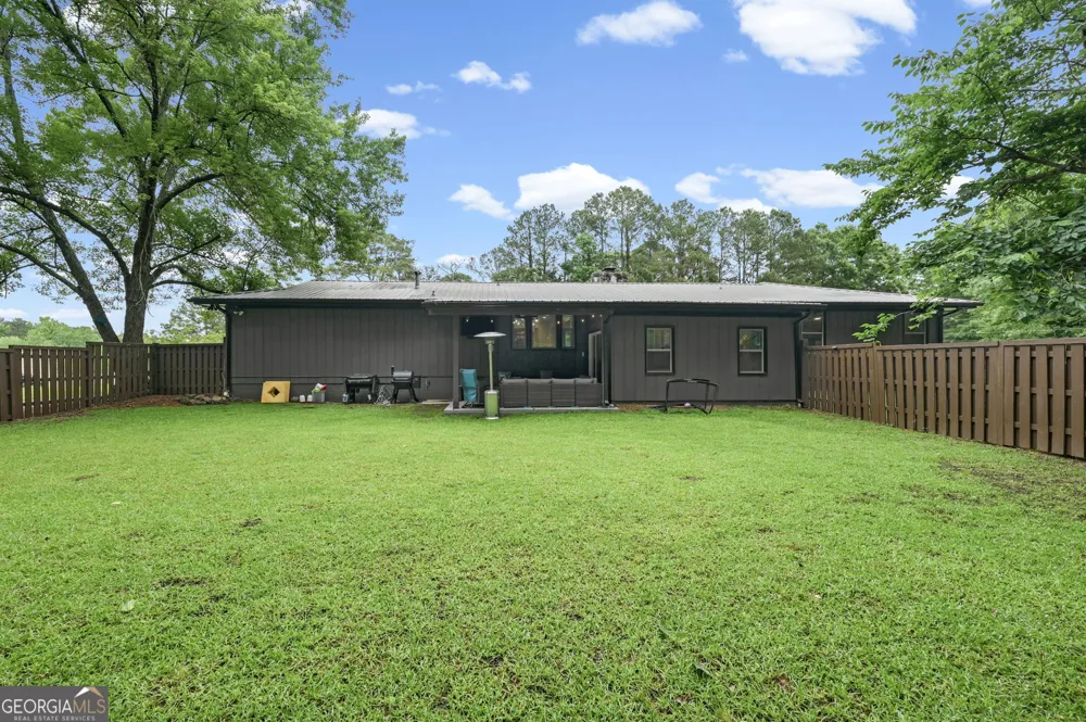 40 Round Lake RD Griffin, GA 30224