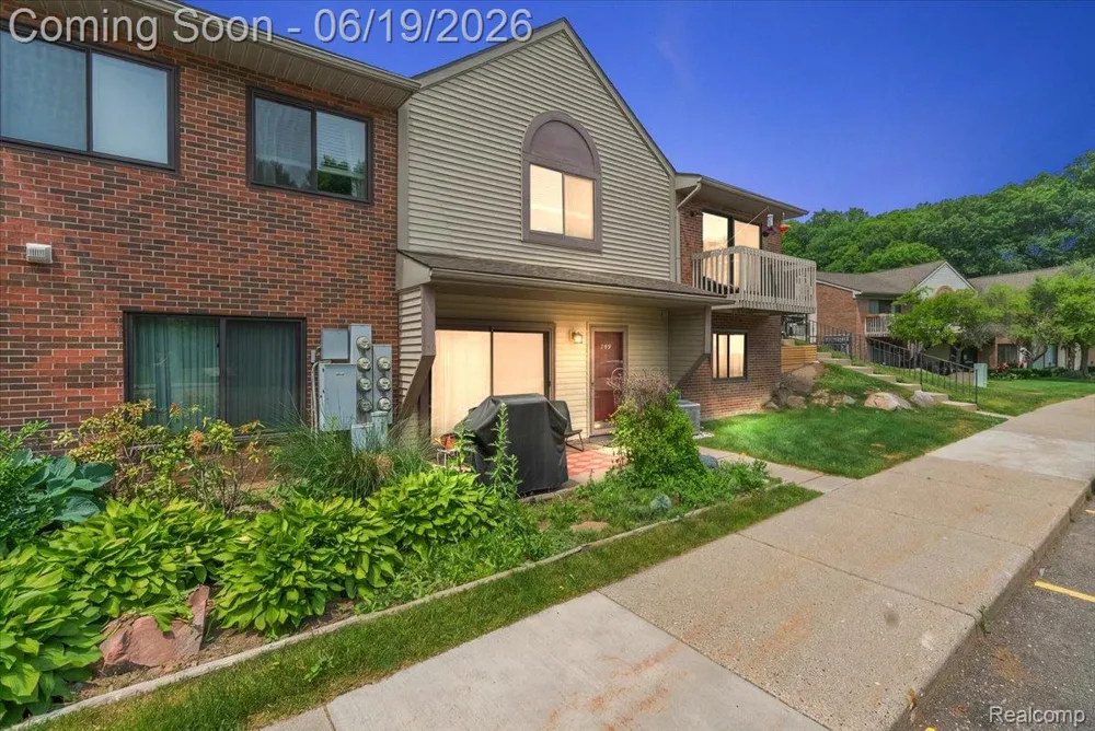 399 Spring Brooke Drive Brighton City, MI 48116