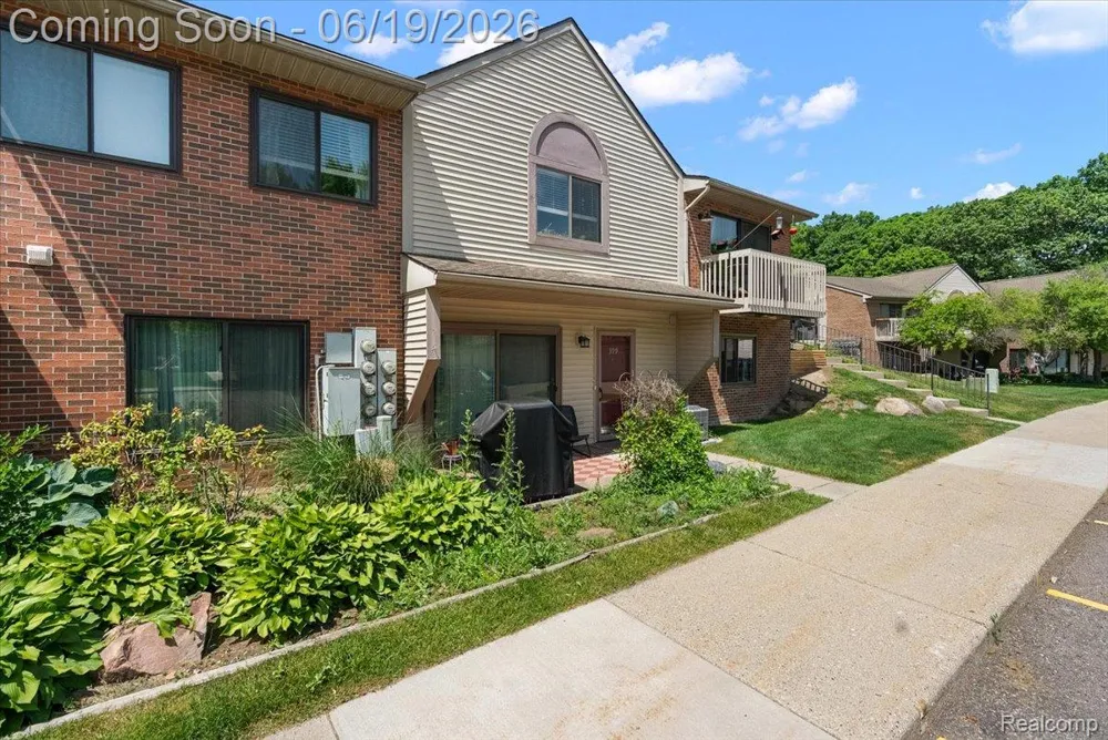 399 Spring Brooke Drive Brighton City, MI 48116