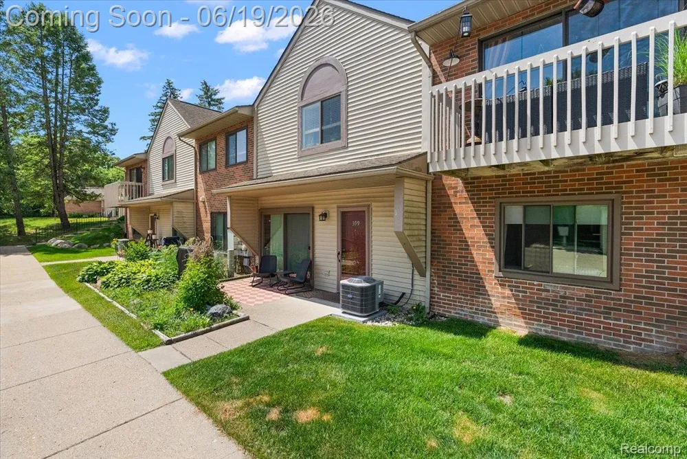 399 Spring Brooke Drive Brighton City, MI 48116