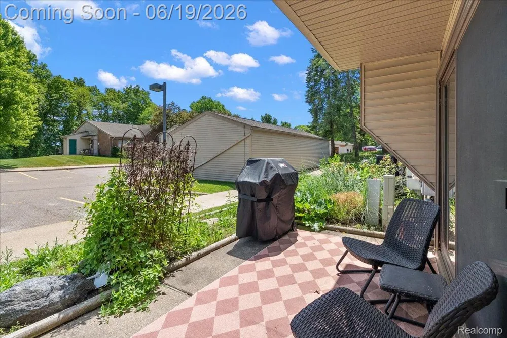 399 Spring Brooke Drive Brighton City, MI 48116
