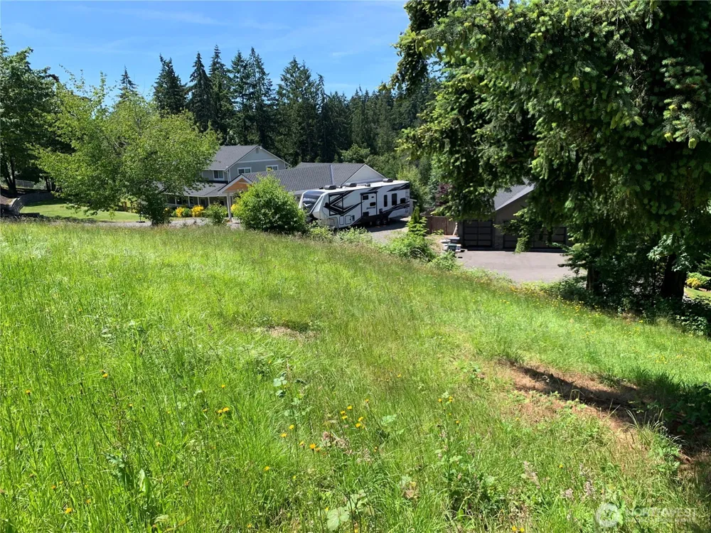 9805 31st Street E Edgewood, WA 98371