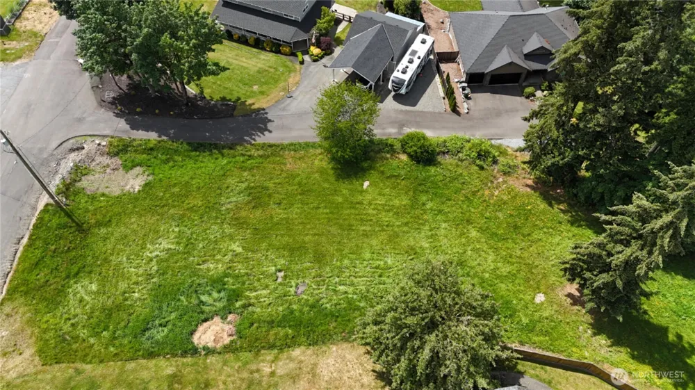 9805 31st Street E Edgewood, WA 98371