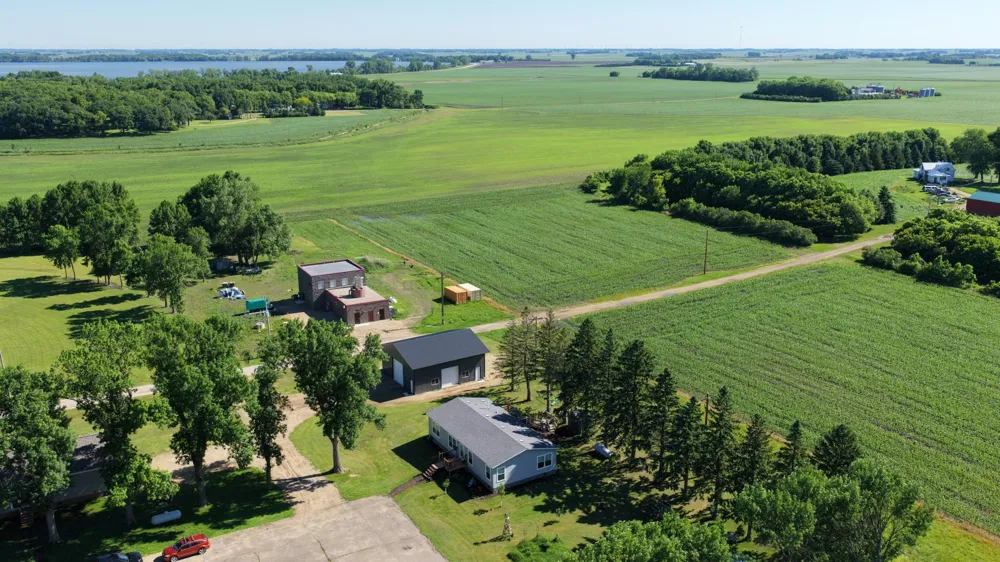 211 Farmdale Avenue Lake Lillian, MN 56253