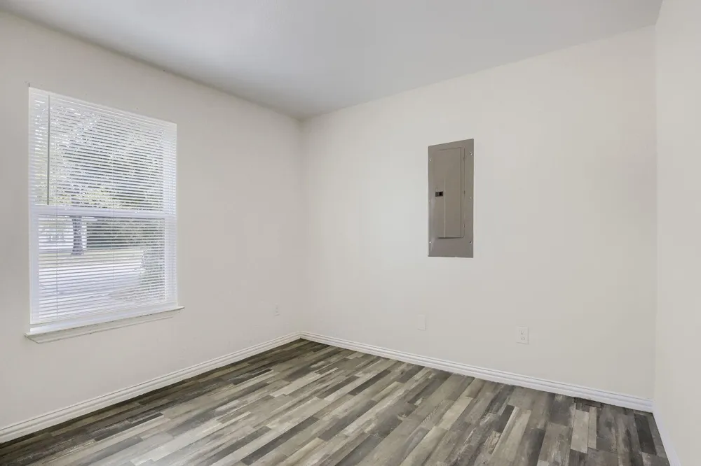 1215 S Lenox Street Tyler, TX 75701