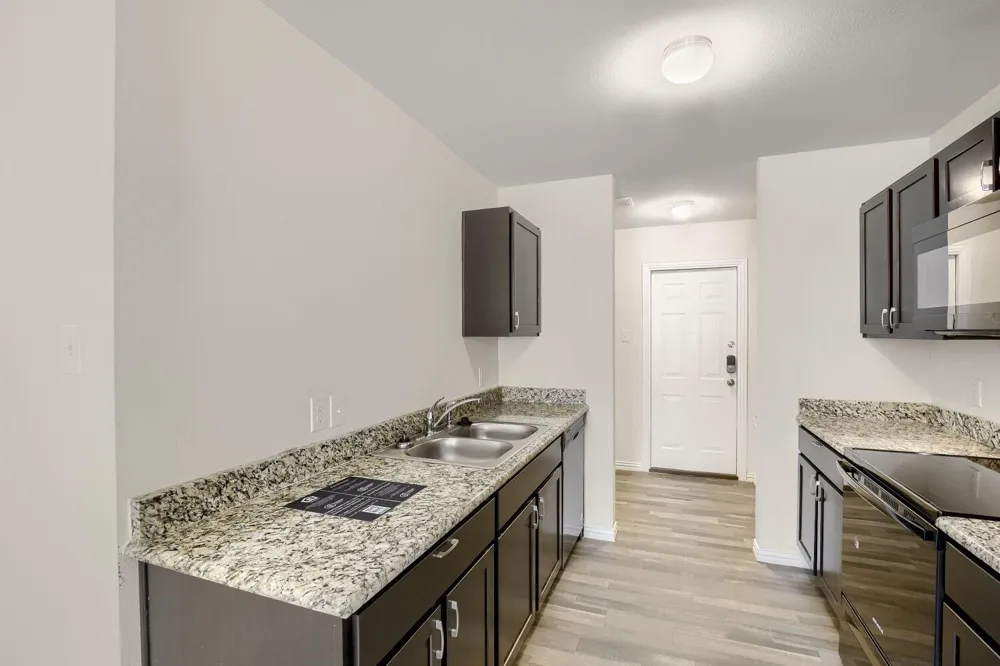 1215 S Lenox Street Tyler, TX 75701