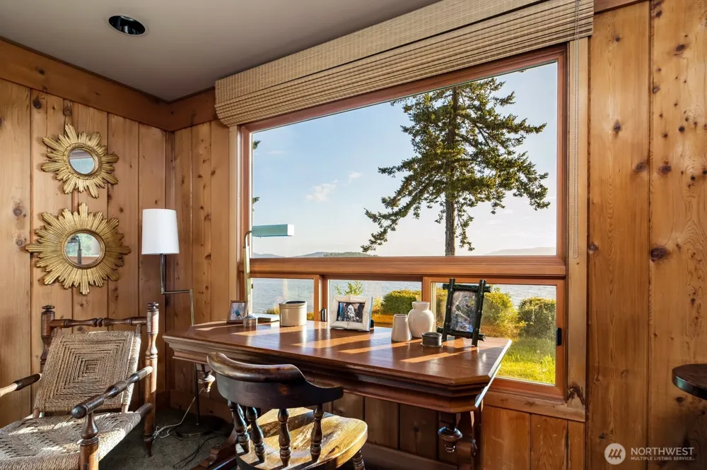 5837 Ambleside Loop Anacortes, WA 98221
