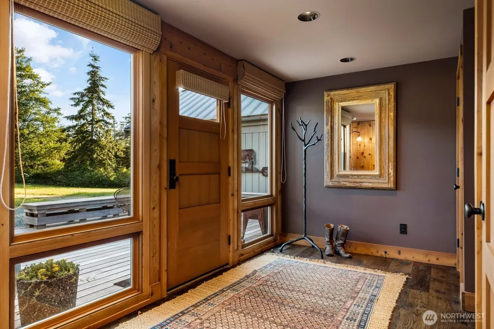 5837 Ambleside Loop Anacortes, WA 98221