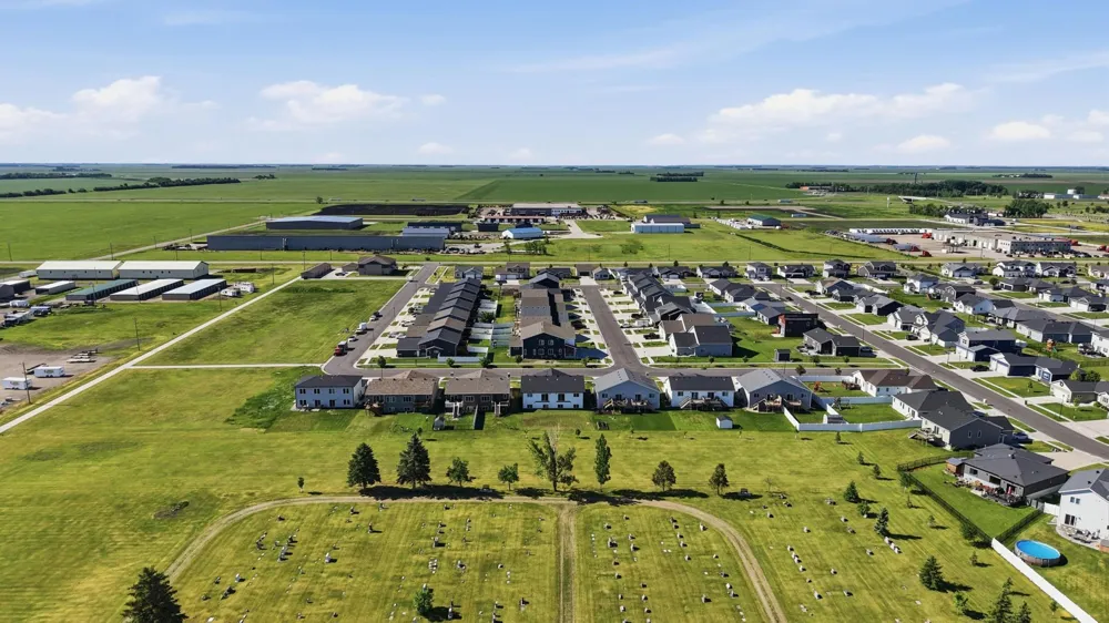 69 Cedar Drive Mapleton, ND 58059