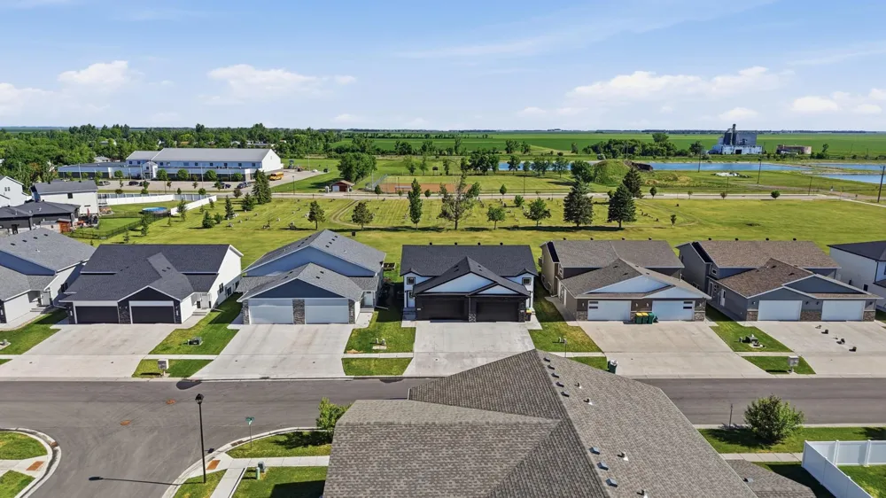 69 Cedar Drive Mapleton, ND 58059