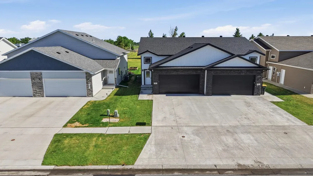 69 Cedar Drive Mapleton, ND 58059