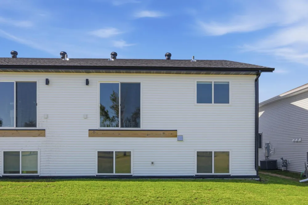 69 Cedar Drive Mapleton, ND 58059