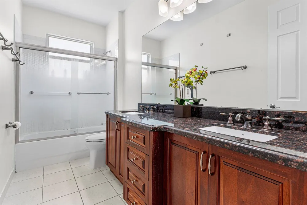 11030 Misty Ridge Way Boynton Beach, FL 33473