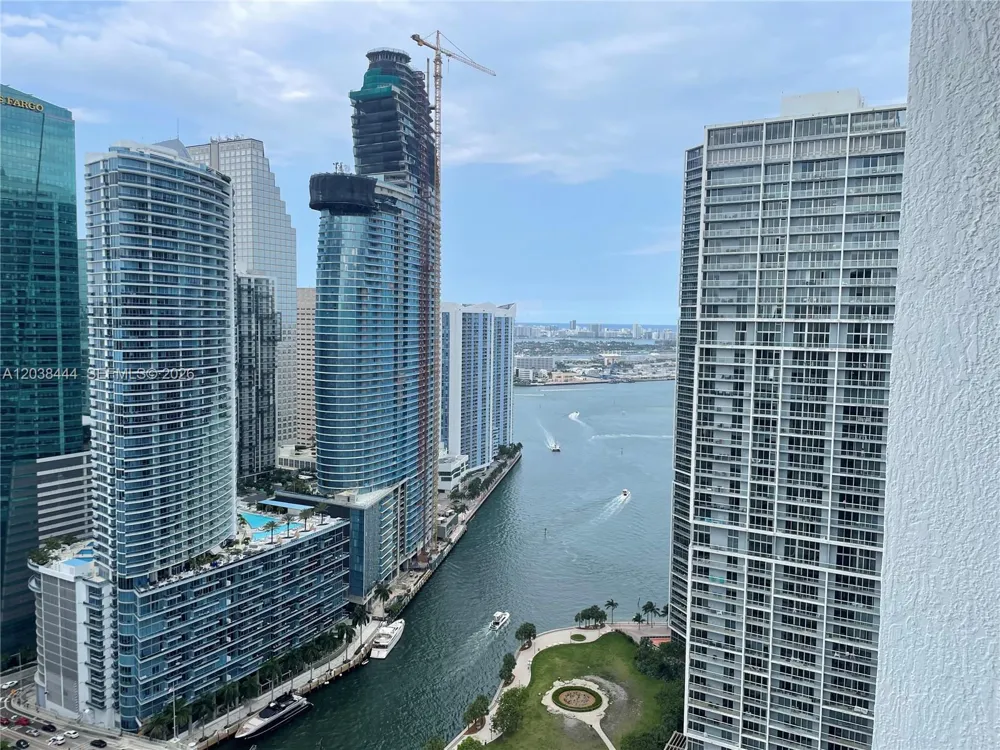 55 SE 6th St #Ph4307 Miami, FL 33131