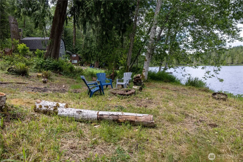 460 W Arrowhead Drive Elma, WA 98541