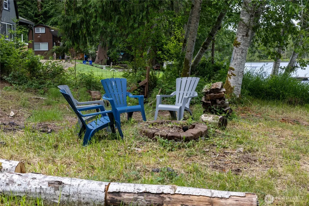460 W Arrowhead Drive Elma, WA 98541