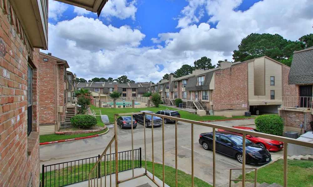 2119 Place Rebecca Lane #F8 Houston, TX 77090