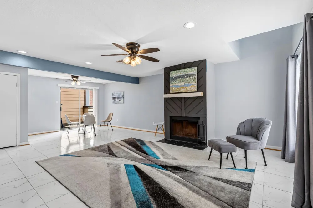 2119 Place Rebecca Lane #F8 Houston, TX 77090