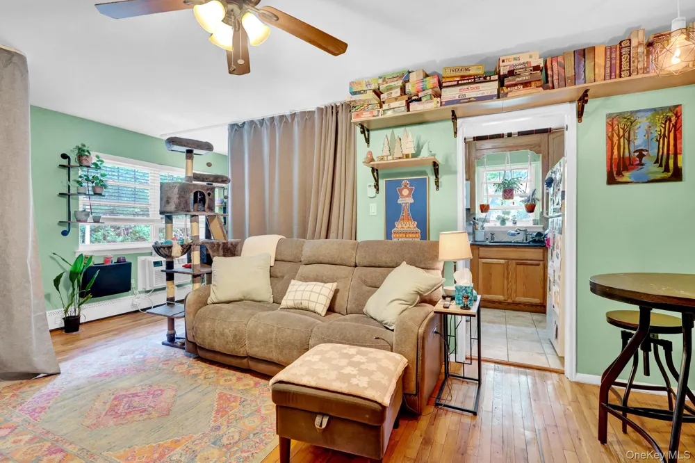 25 Glen Hollow Drive #H 37 Holtsville, NY 11742
