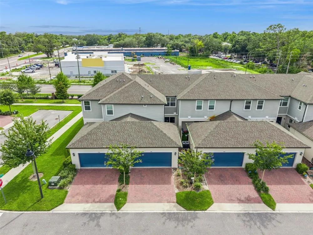 942 LEGACY WINDS WAY Casselberry, FL 32707
