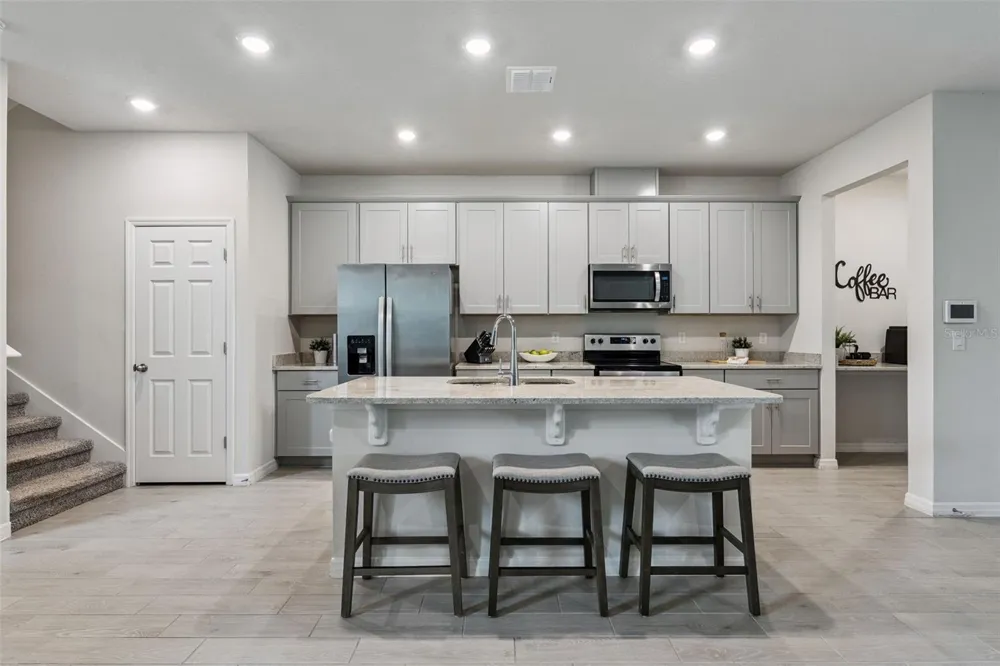 942 LEGACY WINDS WAY Casselberry, FL 32707