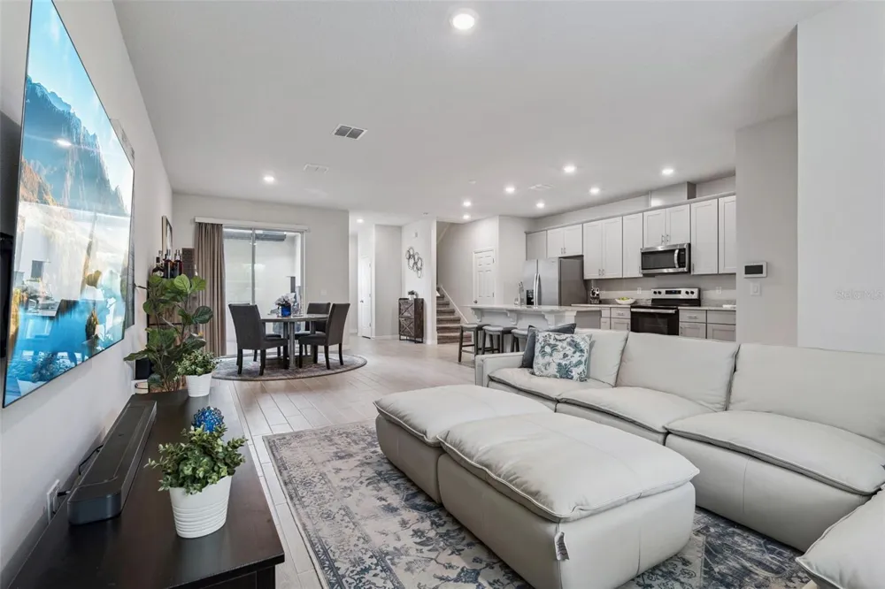 942 LEGACY WINDS WAY Casselberry, FL 32707