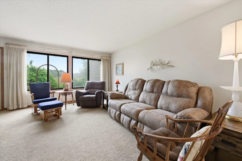 1448 Cleveland Street Anoka, MN 55303