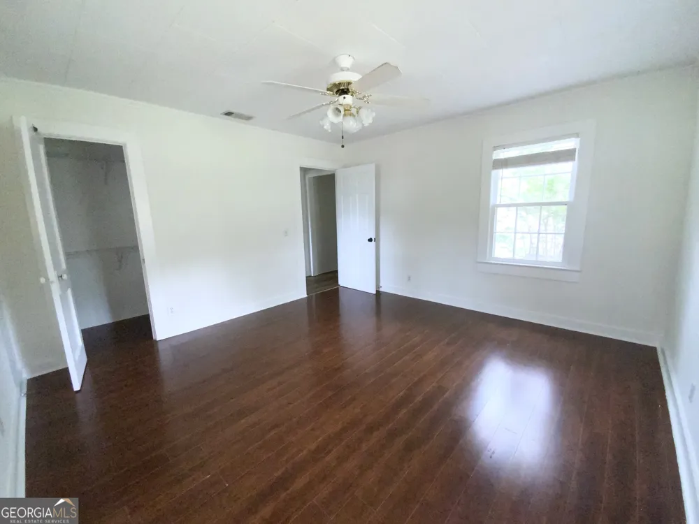 915 Cedar ST Metter, GA 30439