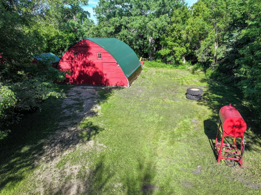 28555 810th Avenue Graceville, MN 56240