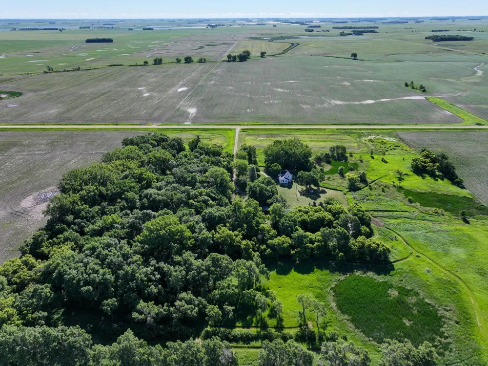28555 810th Avenue Graceville, MN 56240