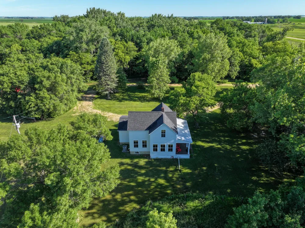 28555 810th Avenue Graceville, MN 56240