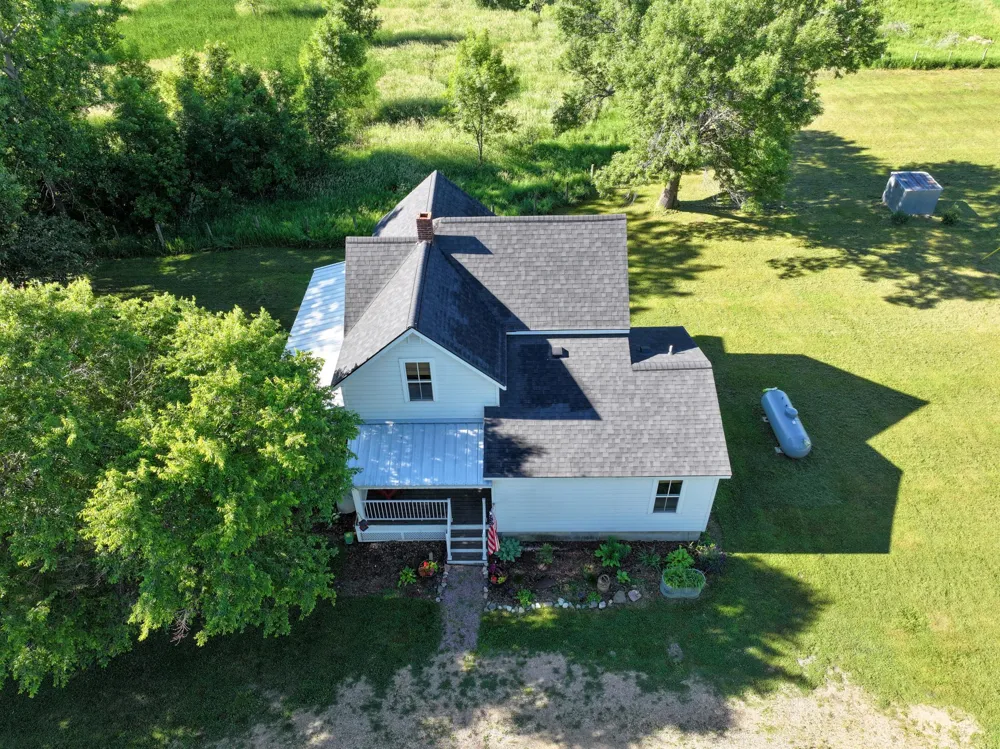 28555 810th Avenue Graceville, MN 56240