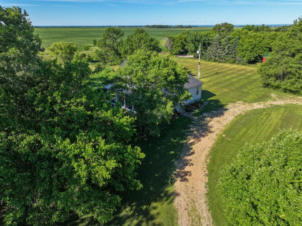 28555 810th Avenue Graceville, MN 56240