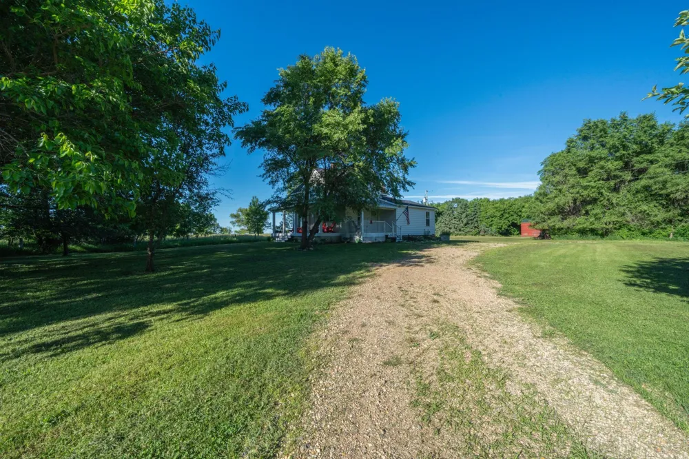 28555 810th Avenue Graceville, MN 56240