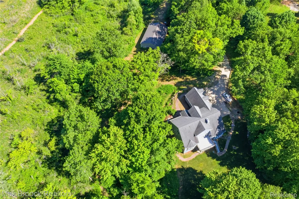 11910 Scott Road Springfield Charter Township, MI 48350