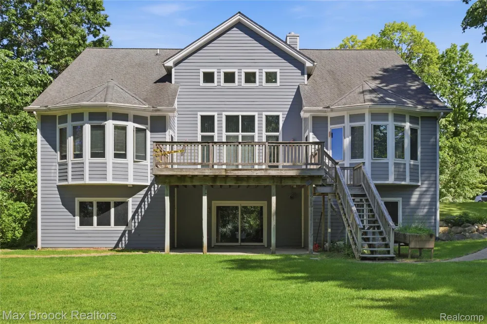 11910 Scott Road Springfield Charter Township, MI 48350