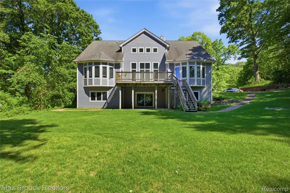 11910 Scott Road Springfield Charter Township, MI 48350