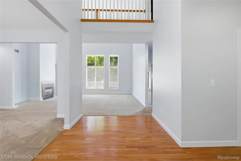 11910 Scott Road Springfield Charter Township, MI 48350