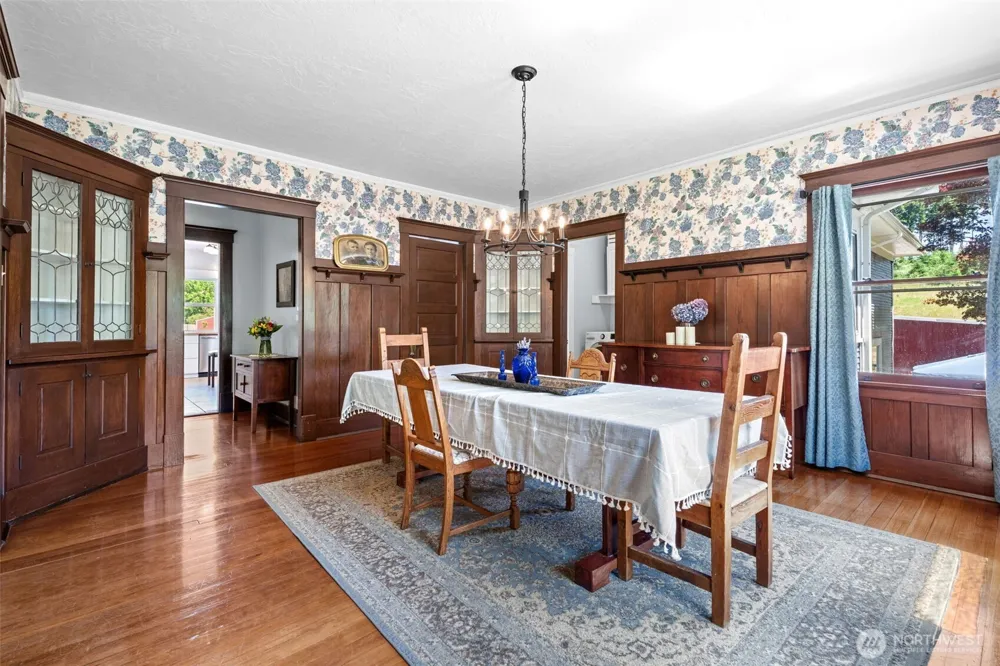 214 Bunker Creek Road Chehalis, WA 98522