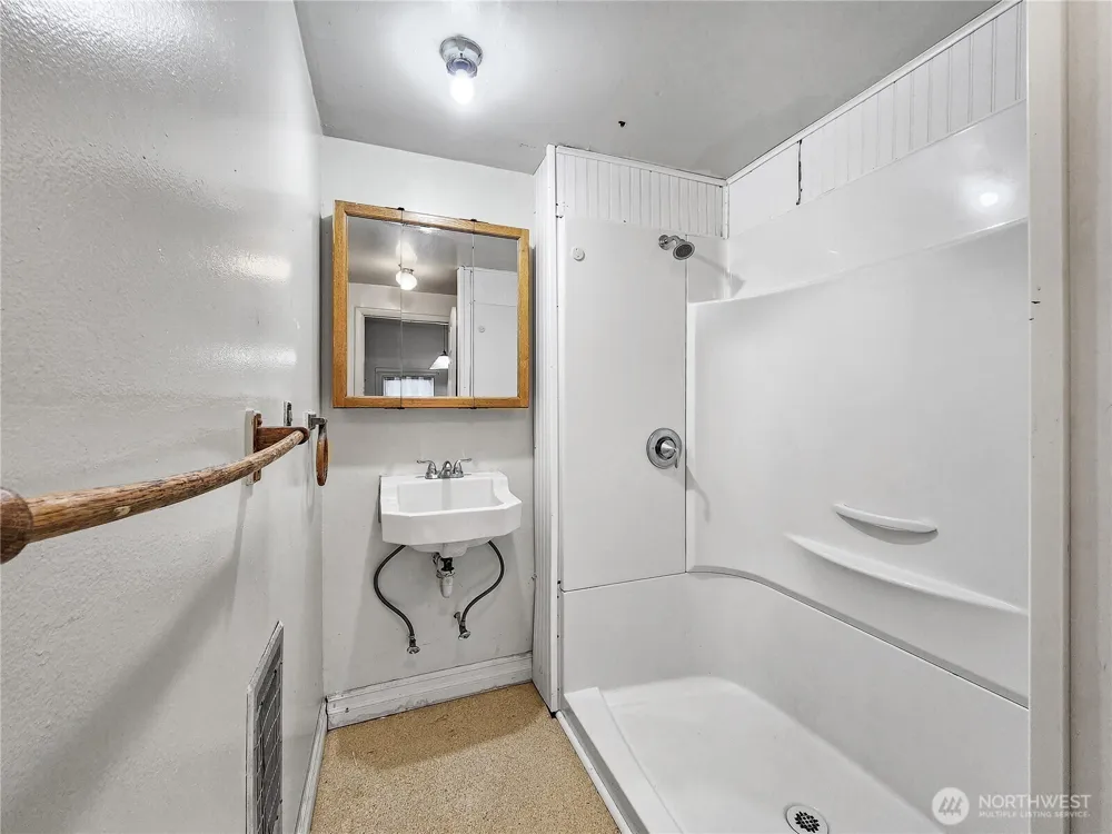 214 Bunker Creek Road Chehalis, WA 98522