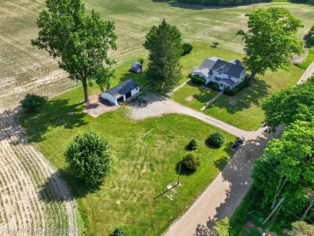 11374 Lahring Road Argentine Township, MI 48418