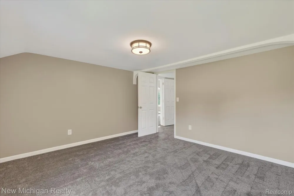 11374 Lahring Road Argentine Township, MI 48418