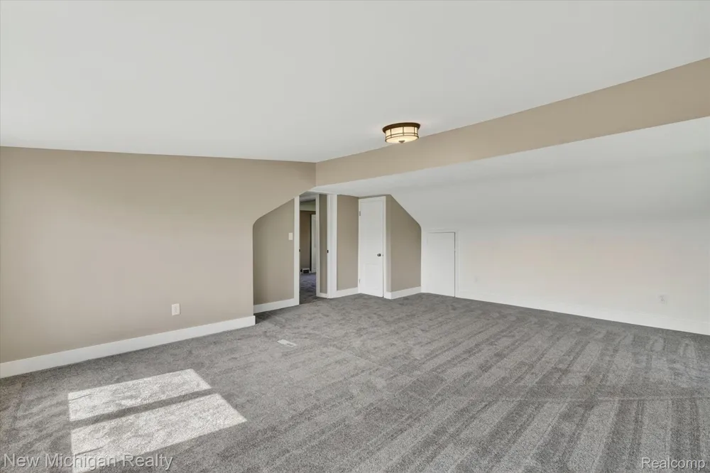 11374 Lahring Road Argentine Township, MI 48418