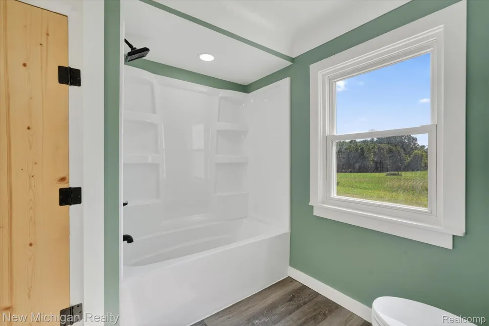 11374 Lahring Road Argentine Township, MI 48418